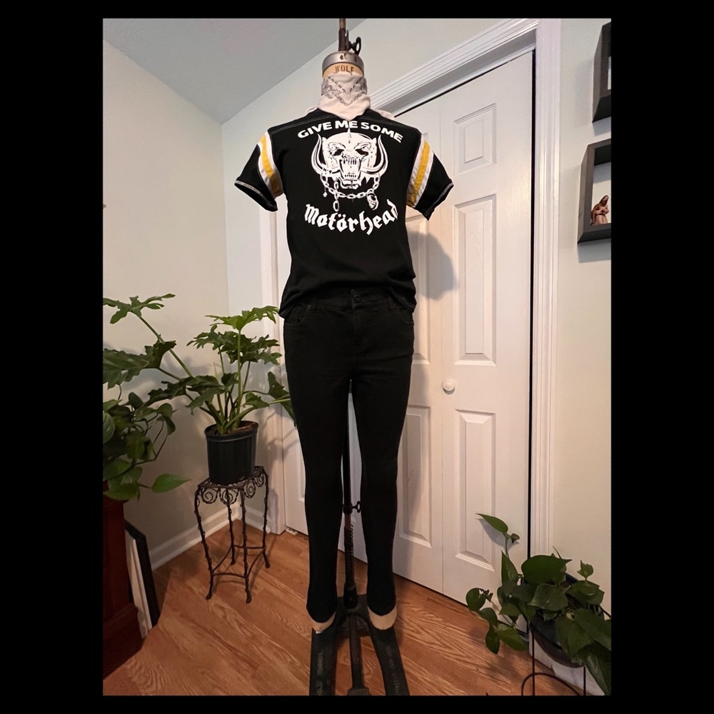 TORRID BOMBSHELL SKINNY JEAN - PREMIUM STRETCH BLACK SIZE 12